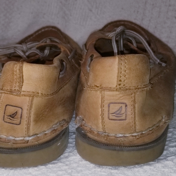Sperry's - Picture 3 of 4